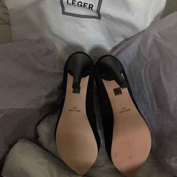 🔥NWT - Herve Leger - Navy Suede Booties🔥 - Picture 6 of 7